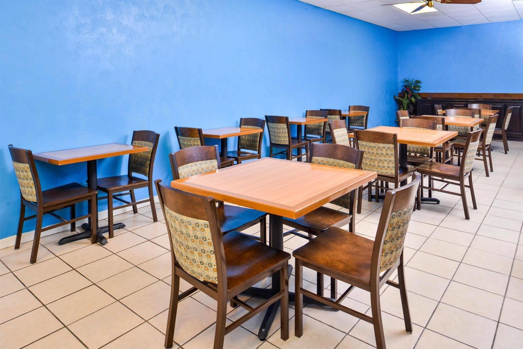 Americas Best Value Inn Clute Dış mekan fotoğraf