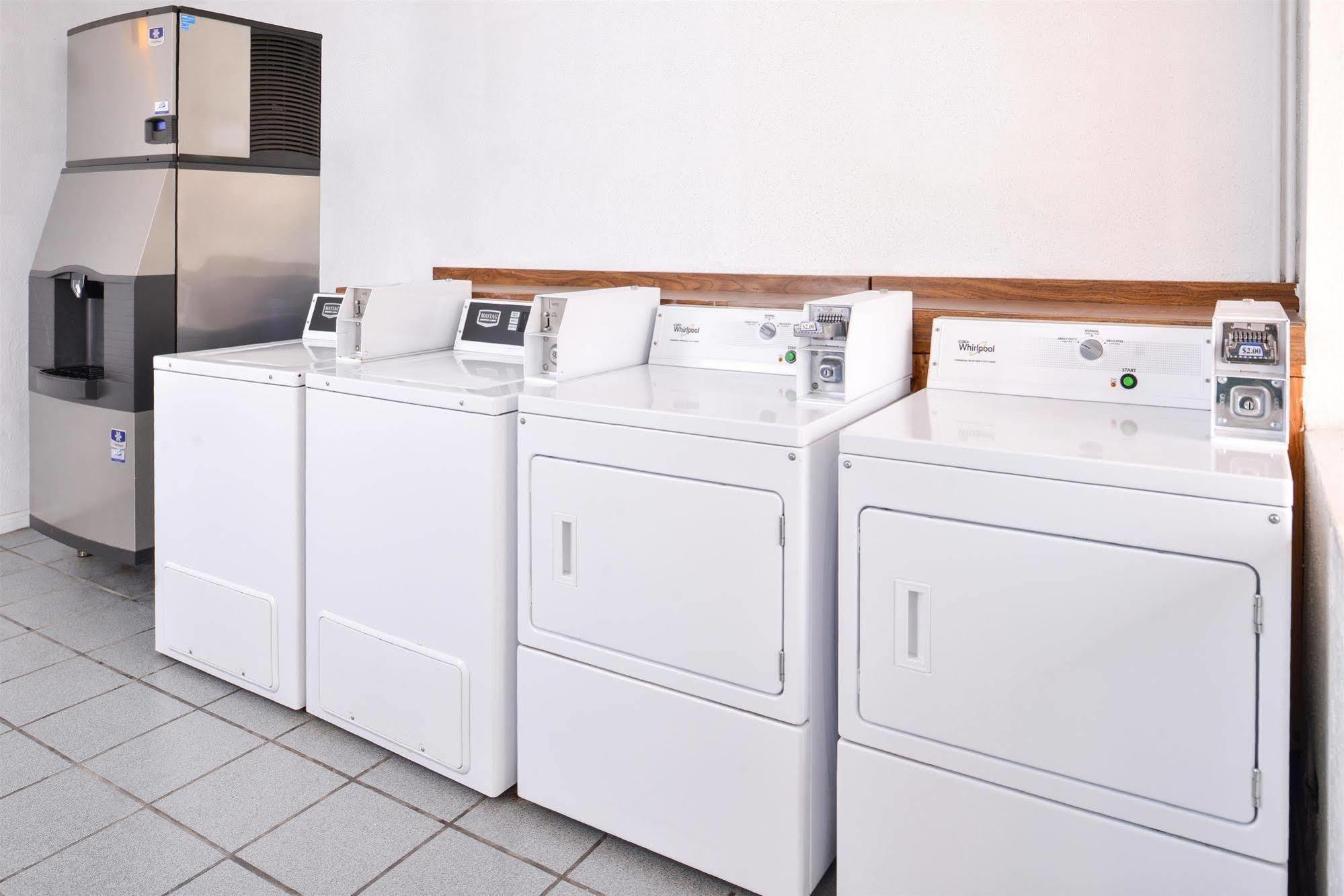Americas Best Value Inn Clute Dış mekan fotoğraf