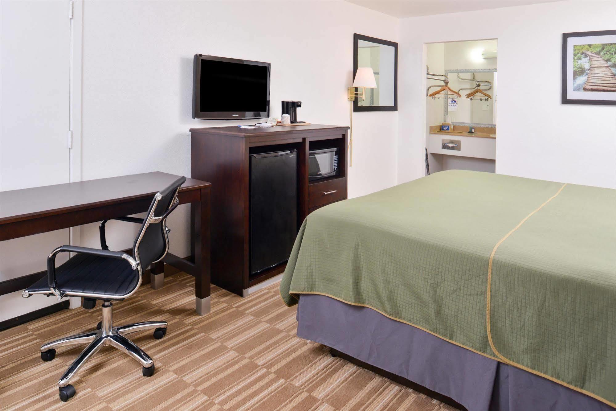 Americas Best Value Inn Clute Dış mekan fotoğraf